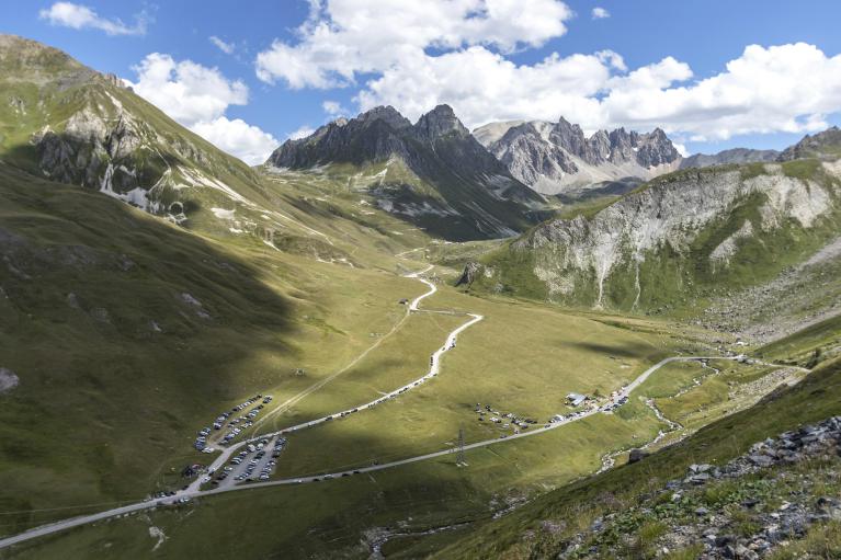Lac des Cerces avec à l'arrière la Pointe des Cerces
