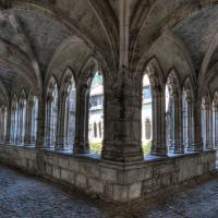 Cloîitre de la cathédrale de St Jean, voir détail 9